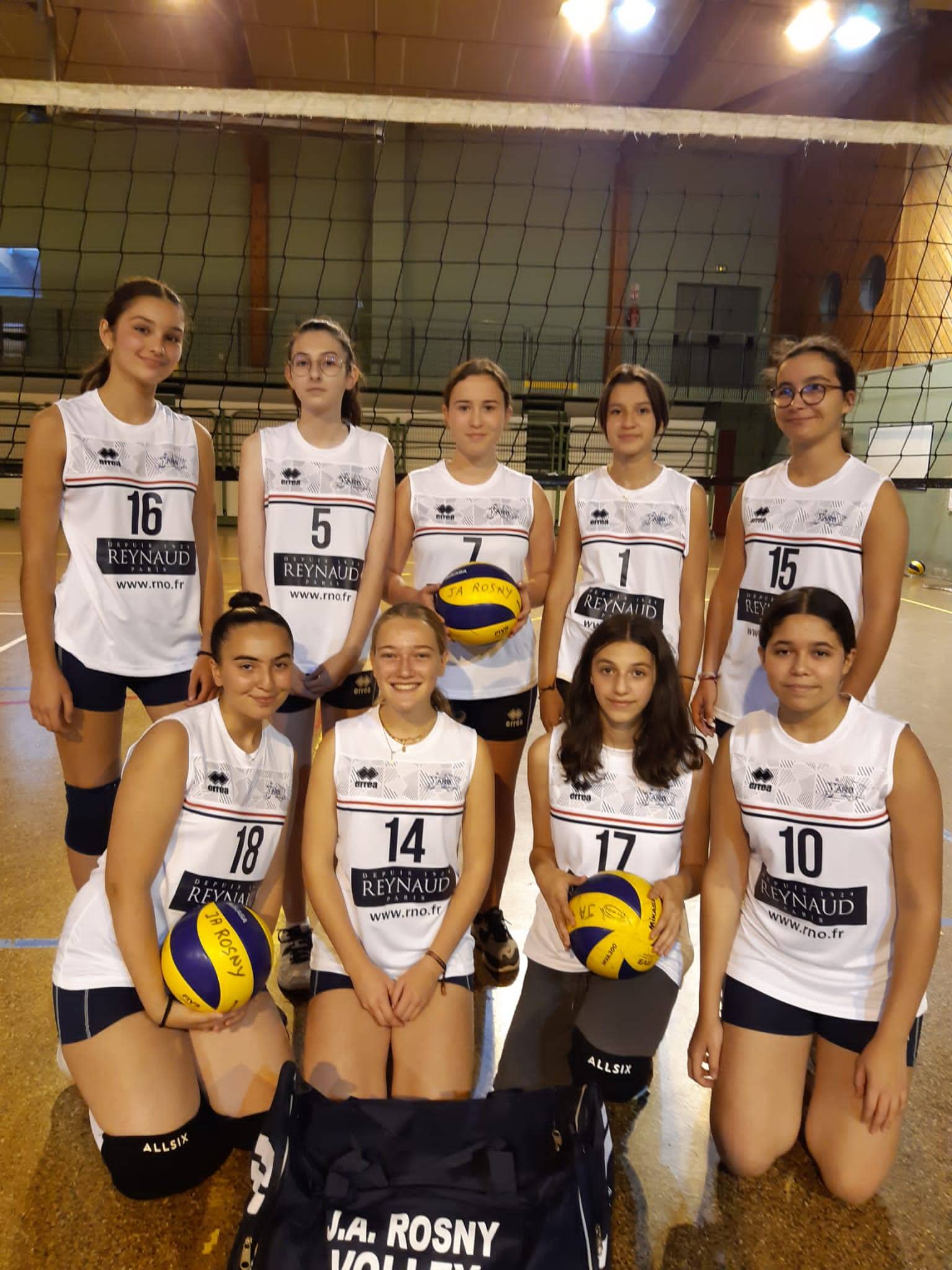 equipe fille M 18 volley rosny sous bois